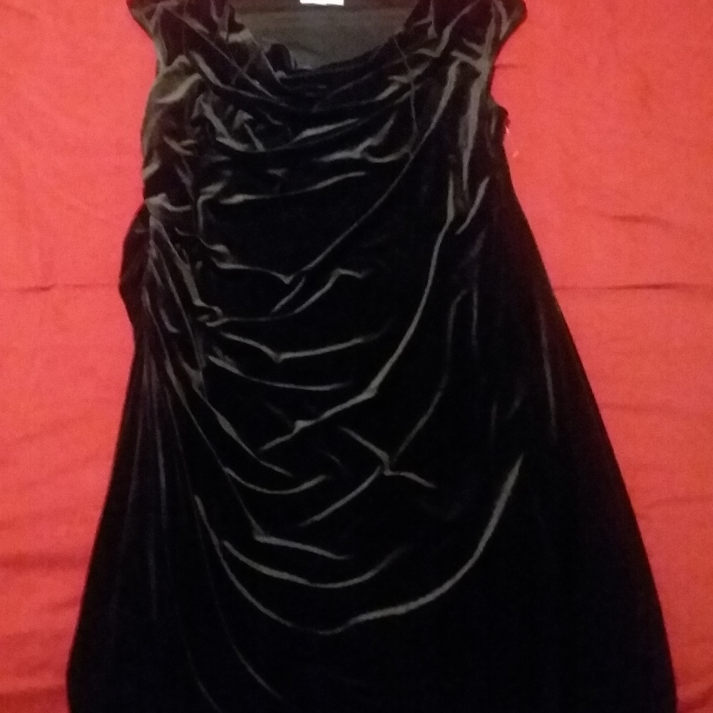 Womens size 22 Black Velvet Dress